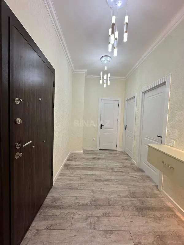 Satılır 2 otaqlı mənzil 75 m²