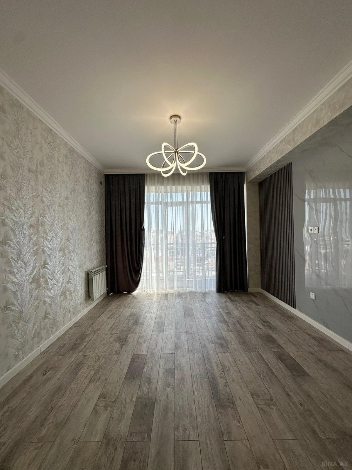 Satılır 2 otaqlı mənzil 75 m²