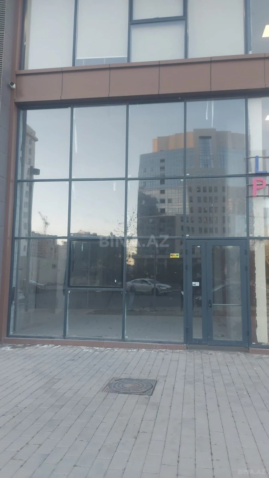 Kirayə verilir obyekt 300 m²