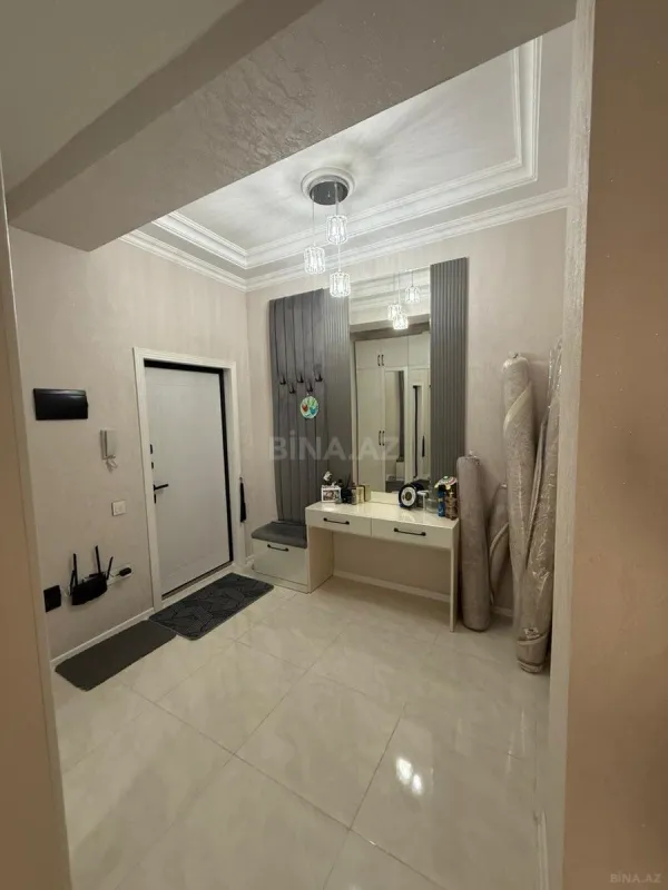 Kirayə verilir 2 otaqlı mənzil 75 m²
