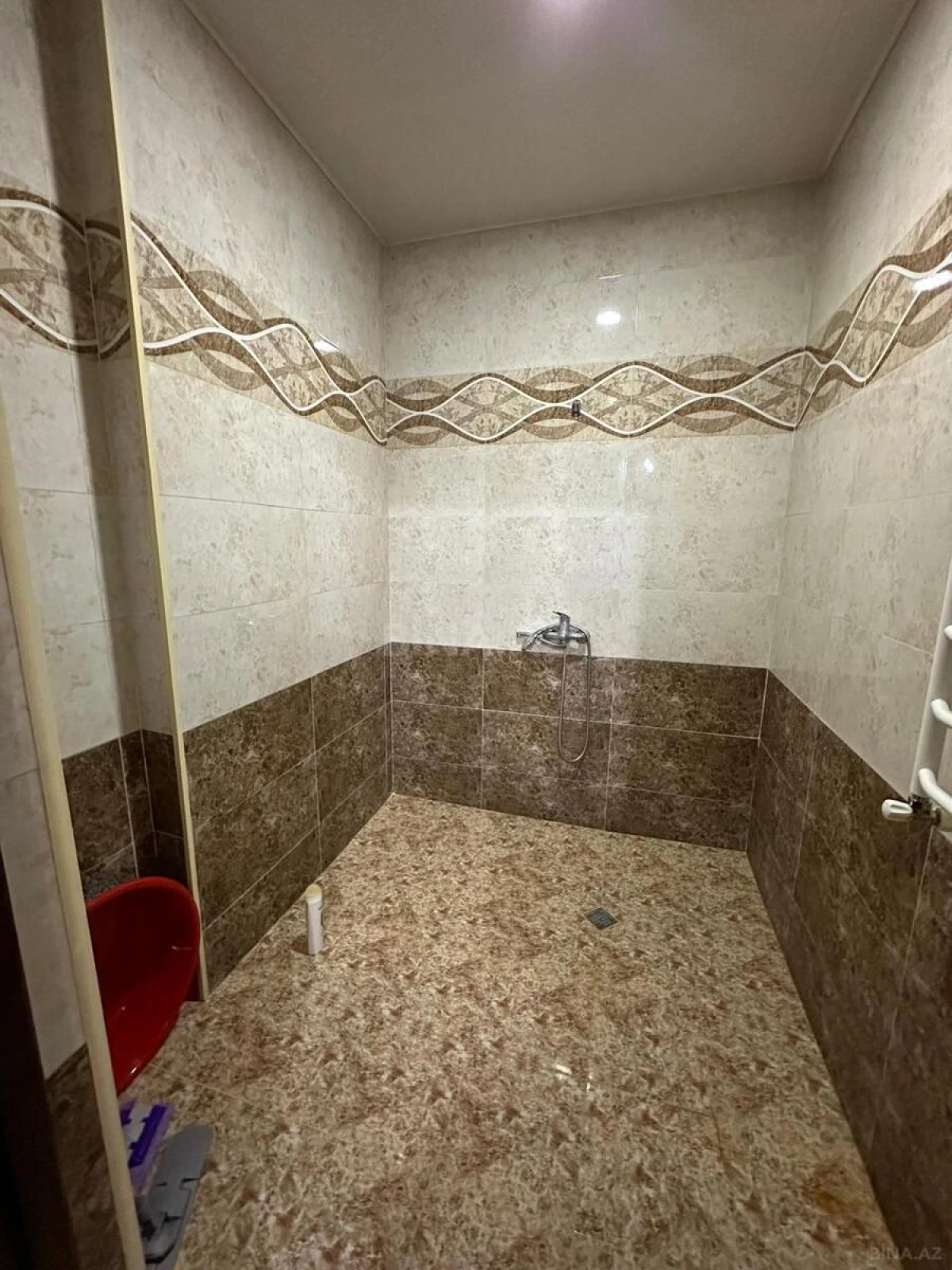 Satılır 2 otaqlı mənzil 92 m²