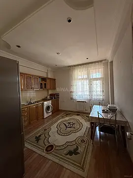 Satılır 3 otaqlı mənzil 97 m²