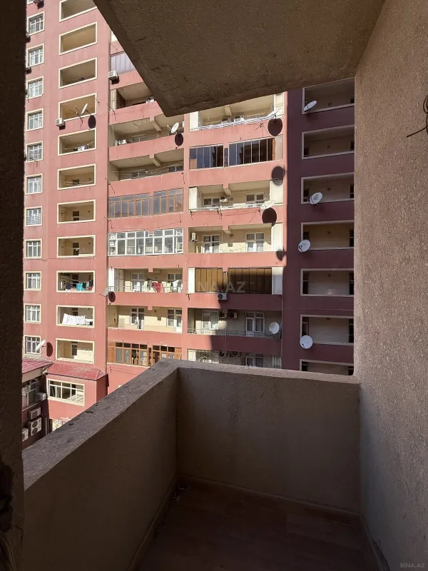 Satılır 3 otaqlı mənzil 97 m²