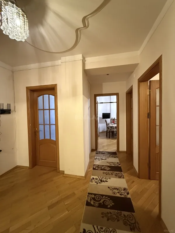 Satılır 3 otaqlı mənzil 97 m²