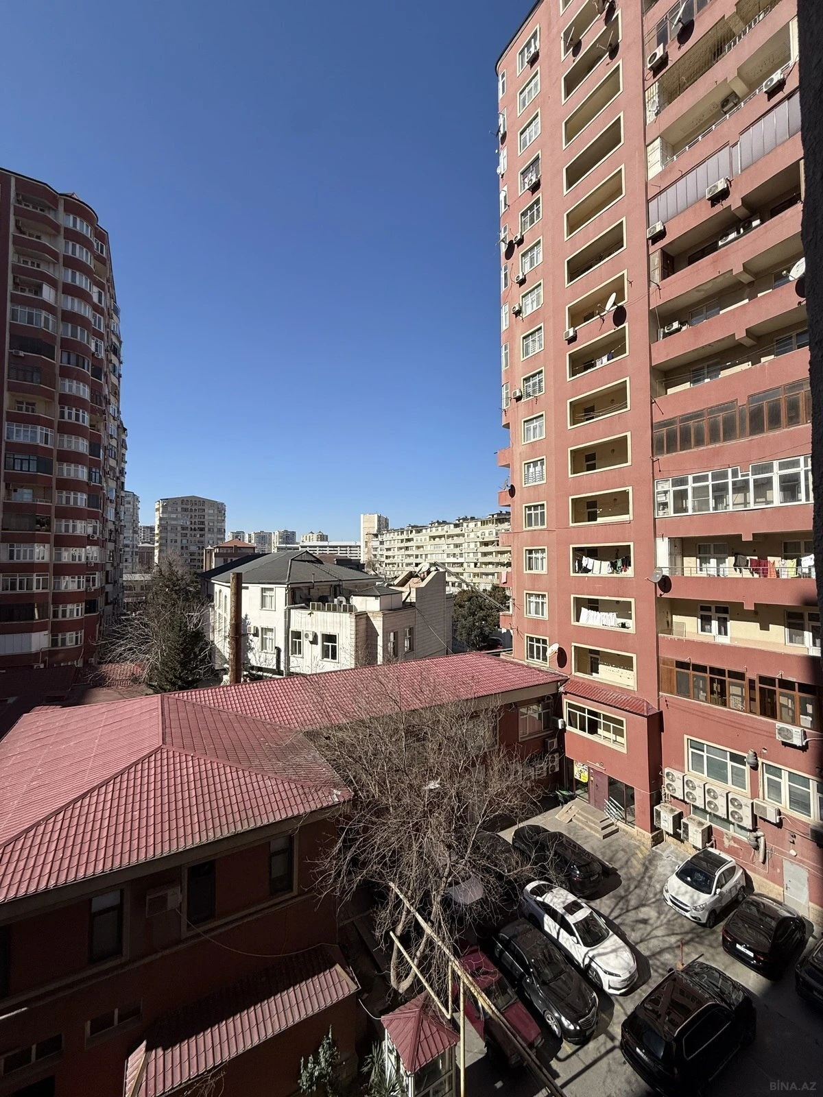 Satılır 3 otaqlı mənzil 97 m²