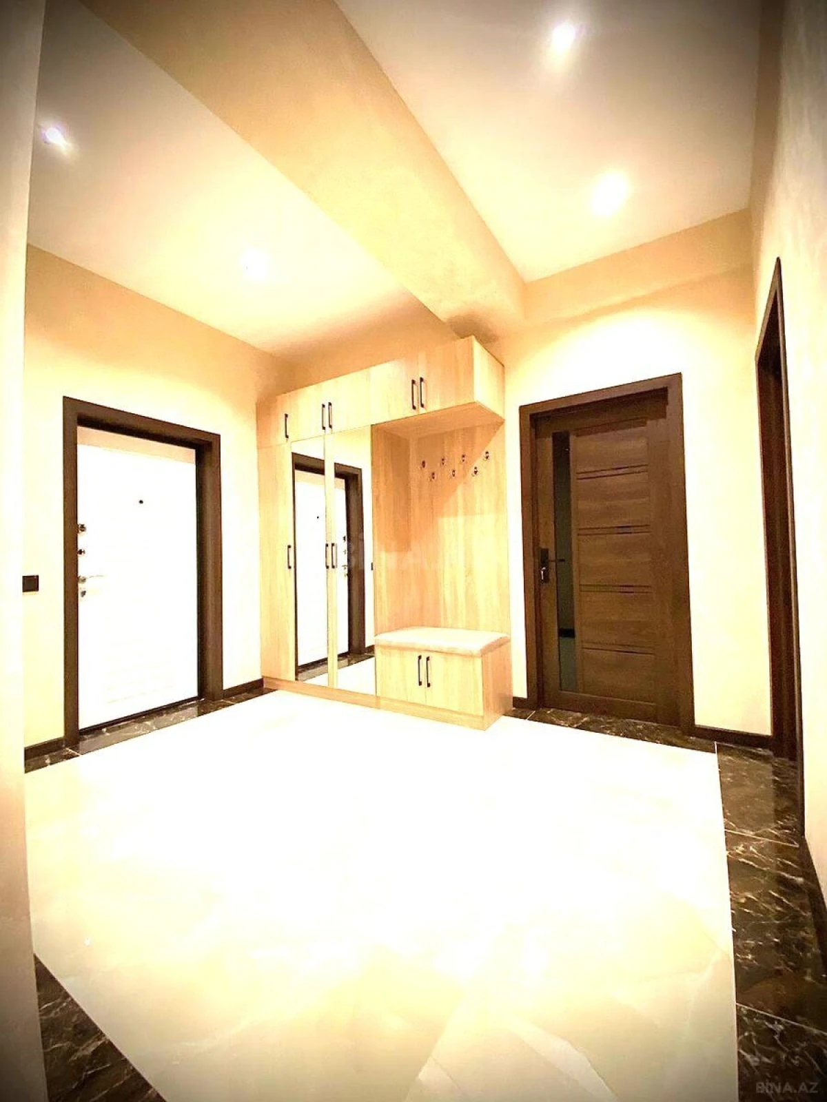 Kirayə verilir 3 otaqlı mənzil 100 m²