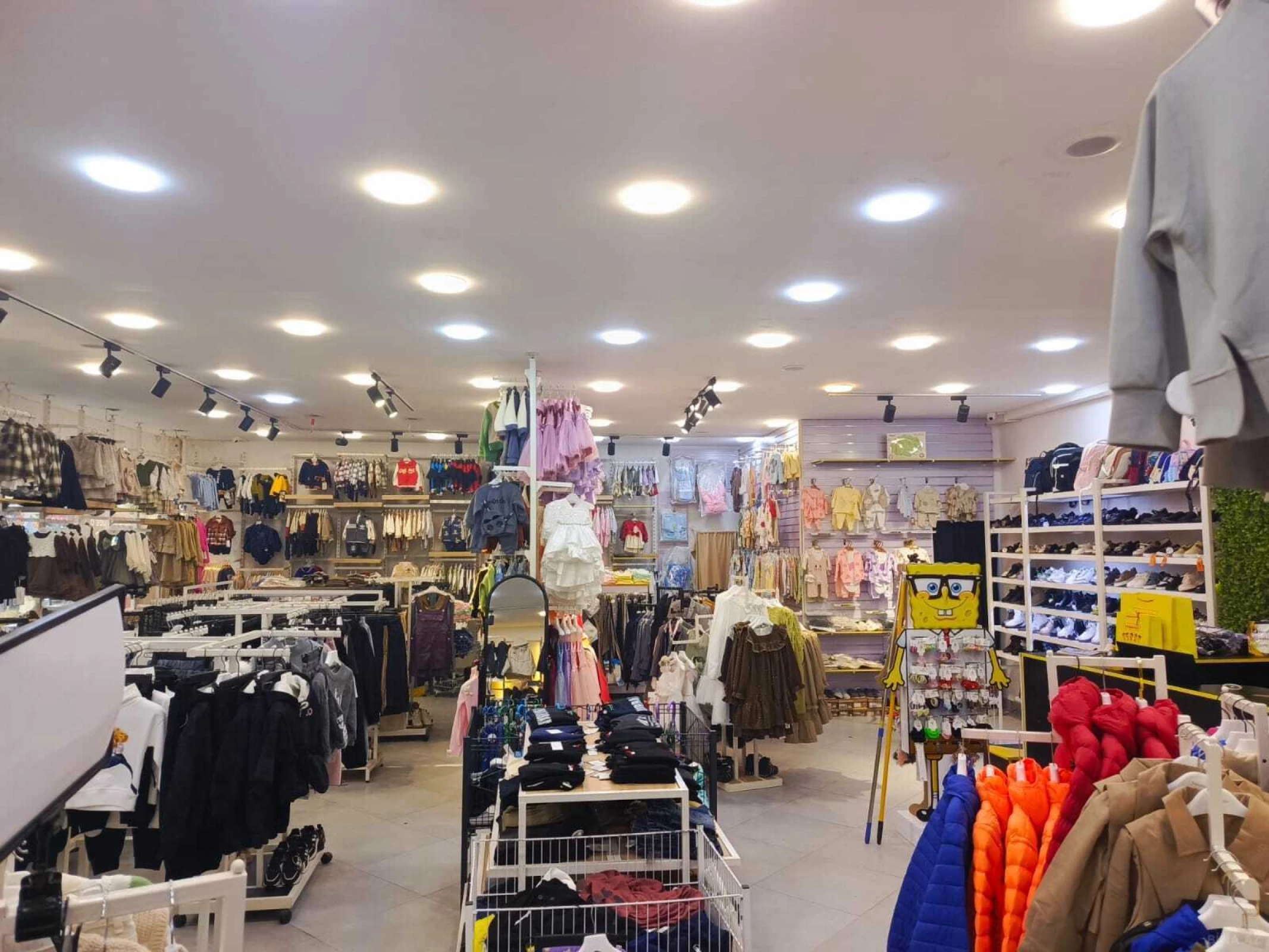 Satılır obyekt 160 m²