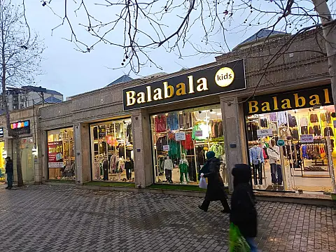 Satılır obyekt 160 m²