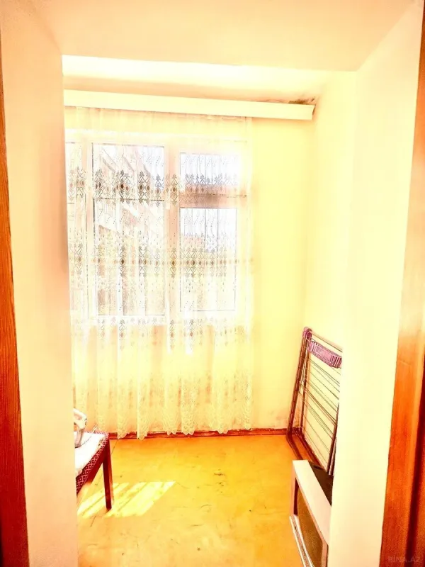 Satılır 2 otaqlı mənzil 65 m²