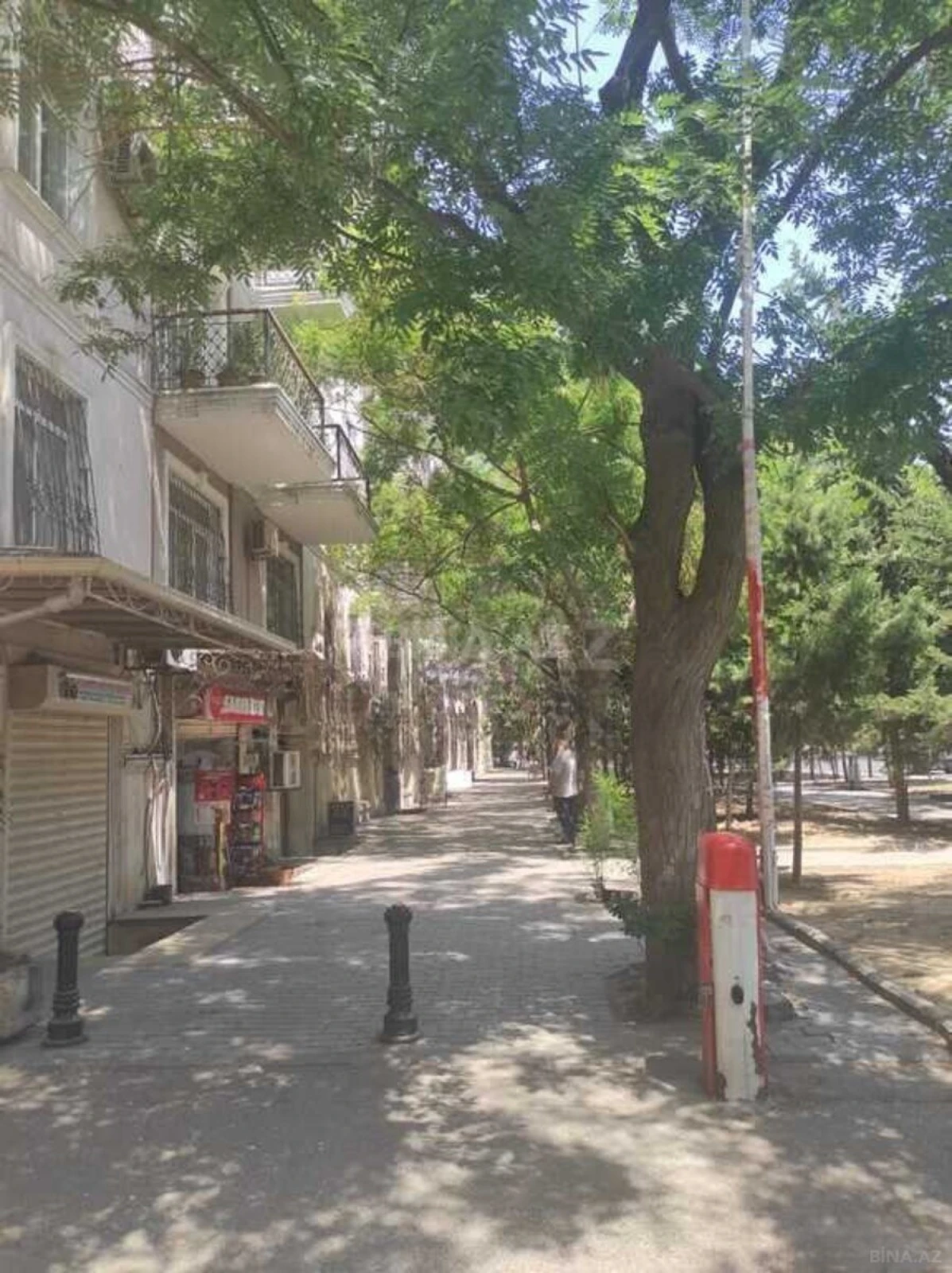 Satılır 2 otaqlı mənzil 68 m²
