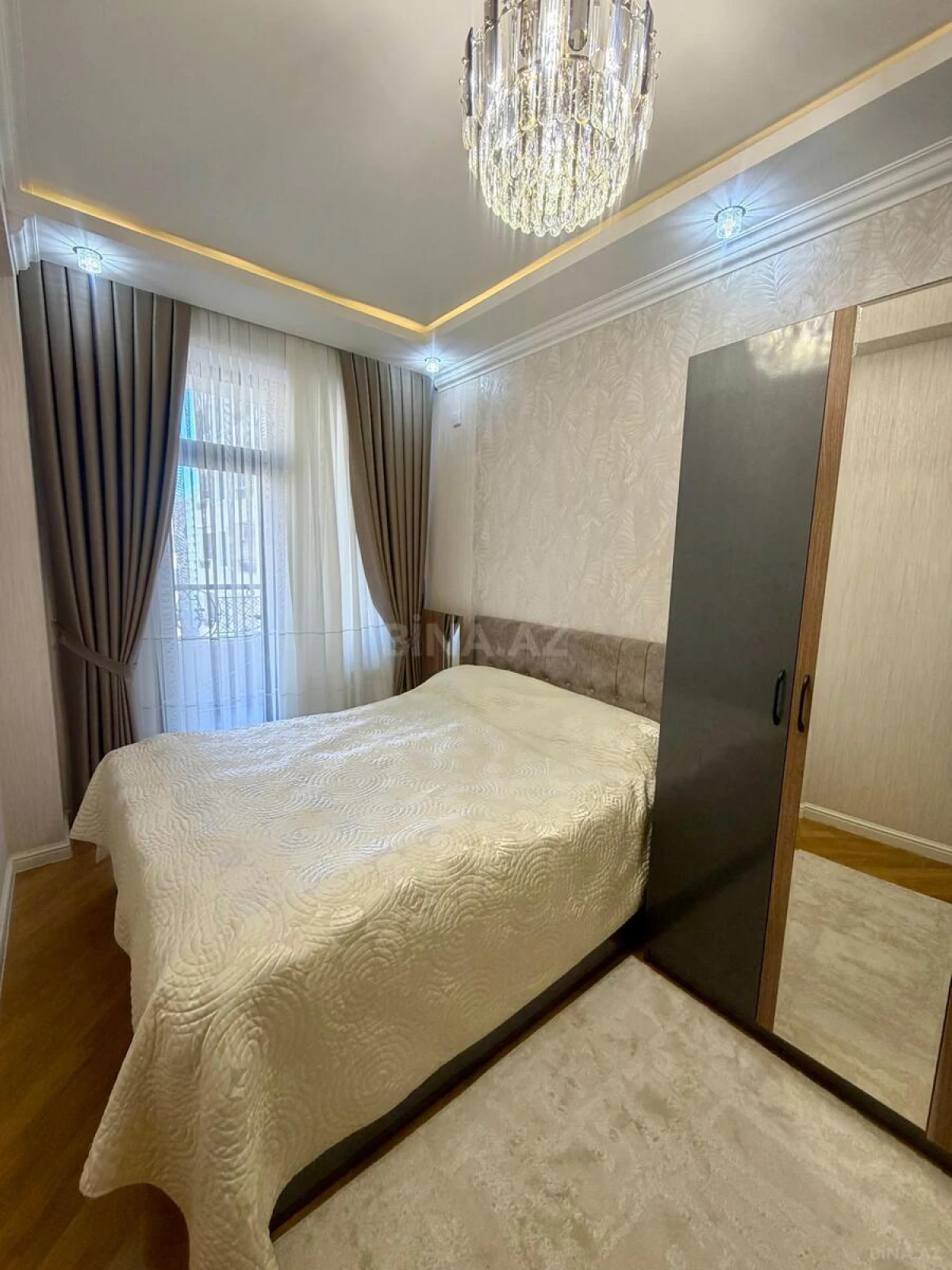 Satılır 3 otaqlı mənzil 100 m²