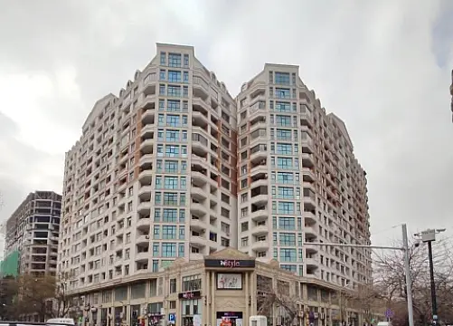 Satılır 3 otaqlı mənzil 142 m² — Bakı, Nərimanov 3 otaq 142.00 m²