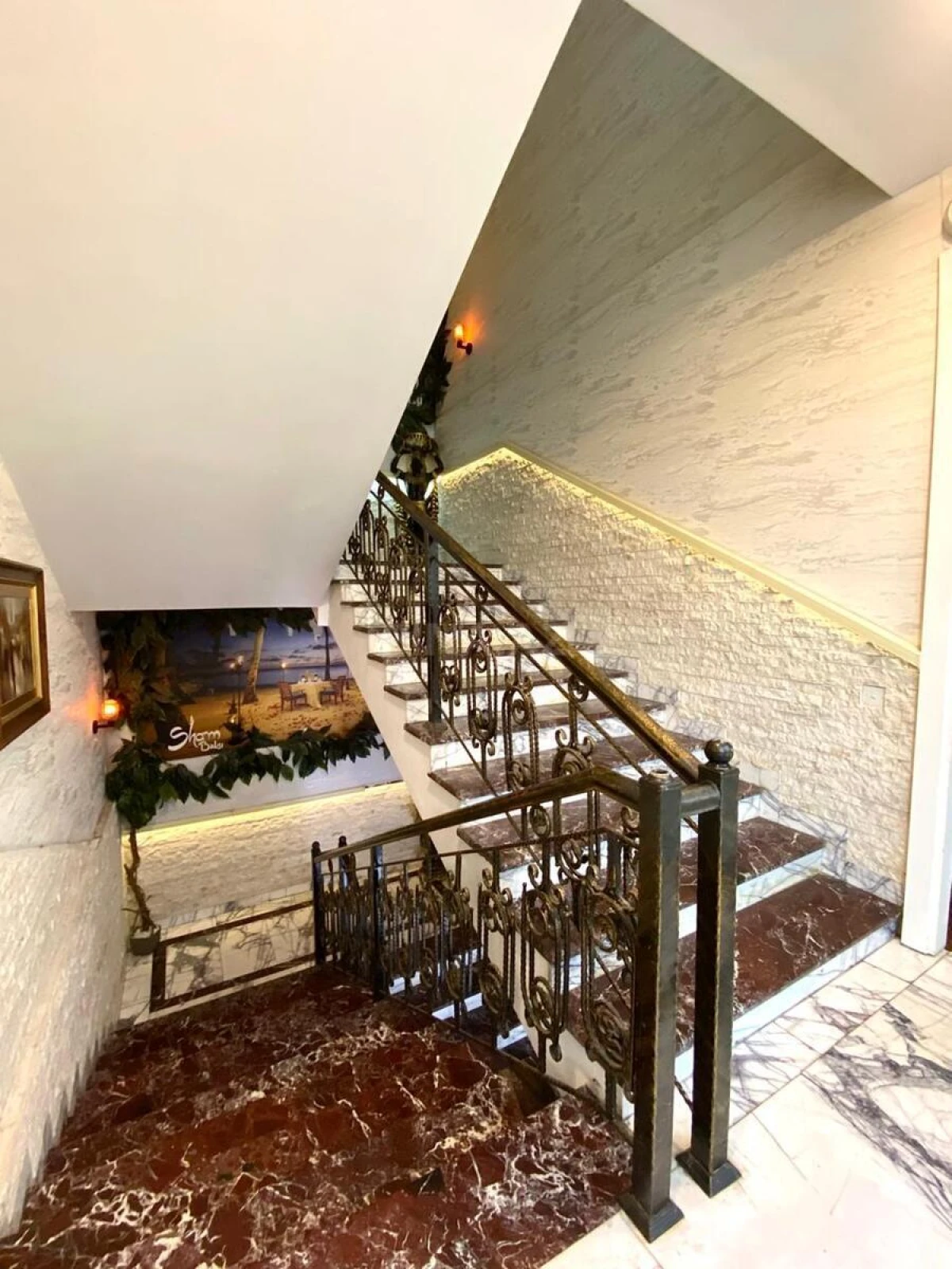 Satılır obyekt 2000 m²