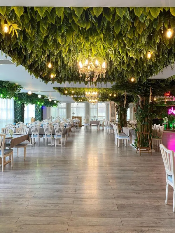 Satılır obyekt 2000 m²