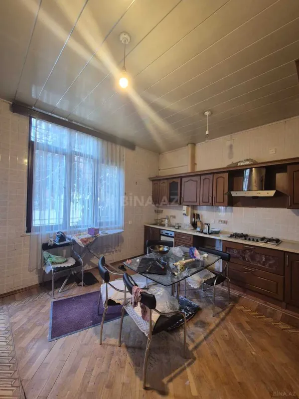 Satılır 3 otaqlı mənzil 120 m²