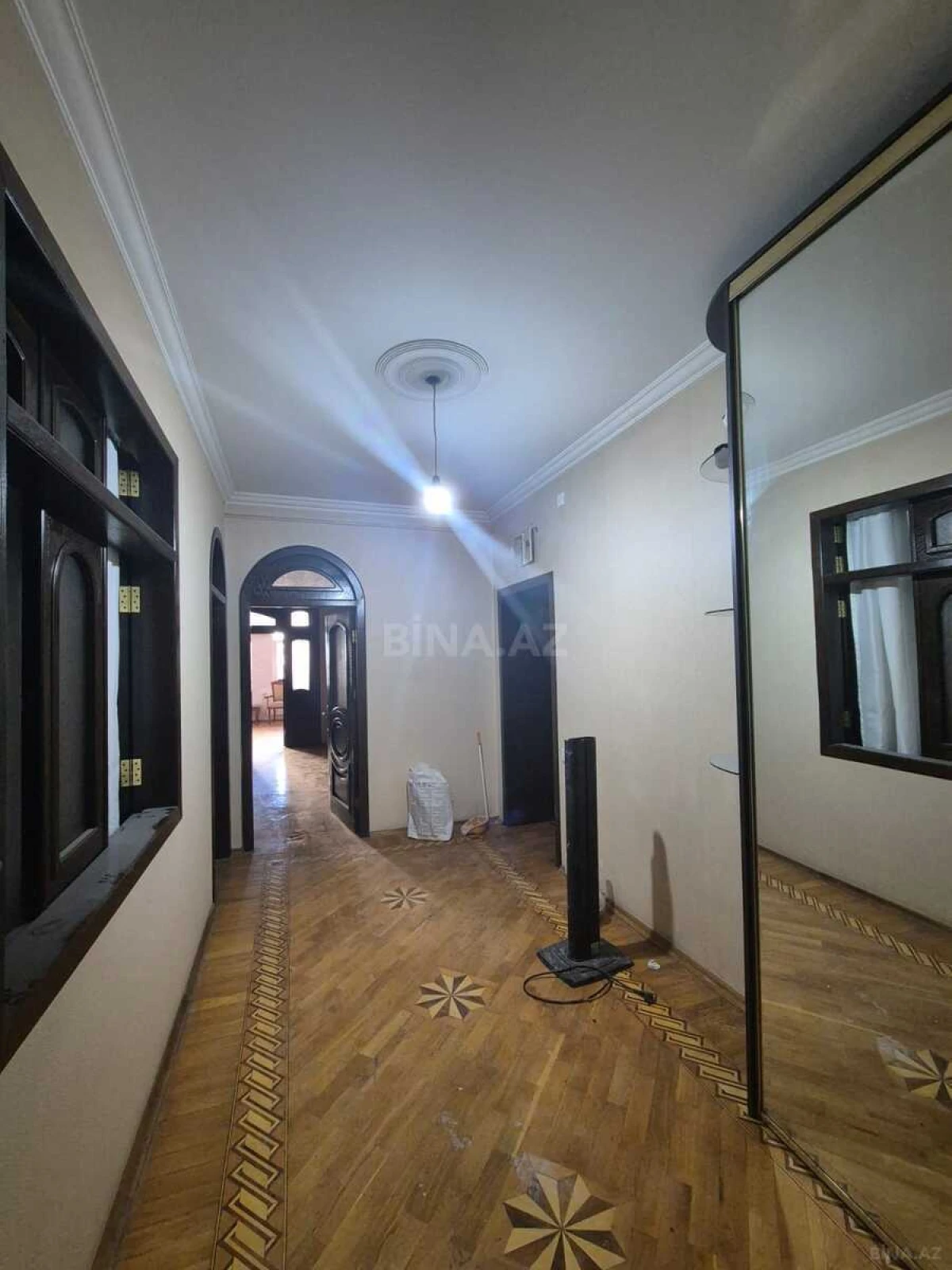 Satılır 3 otaqlı mənzil 120 m²
