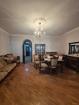 Satılır 3 otaqlı mənzil 120 m²