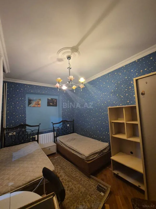 Satılır 3 otaqlı mənzil 120 m²
