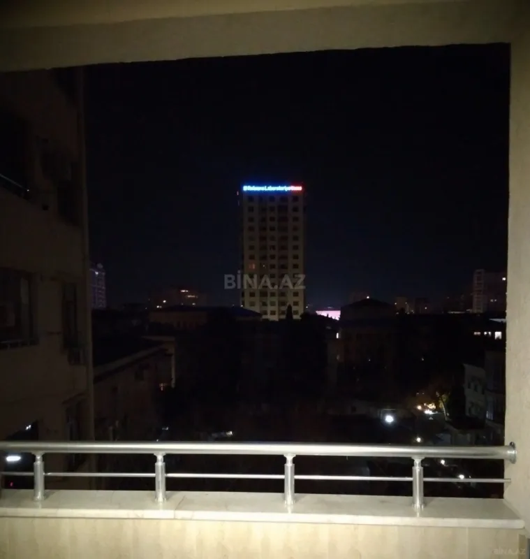 Kirayə verilir 3 otaqlı mənzil 100 m²