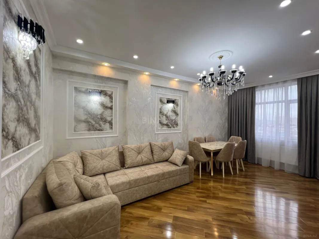 Satılır 3 otaqlı mənzil 82 m²