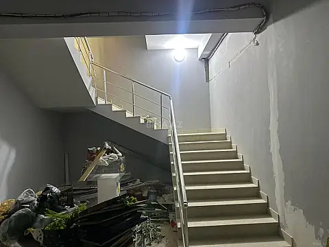 Kirayə verilir obyekt 300 m²