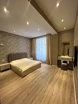 Kirayə verilir 3 otaqlı mənzil 101 m²