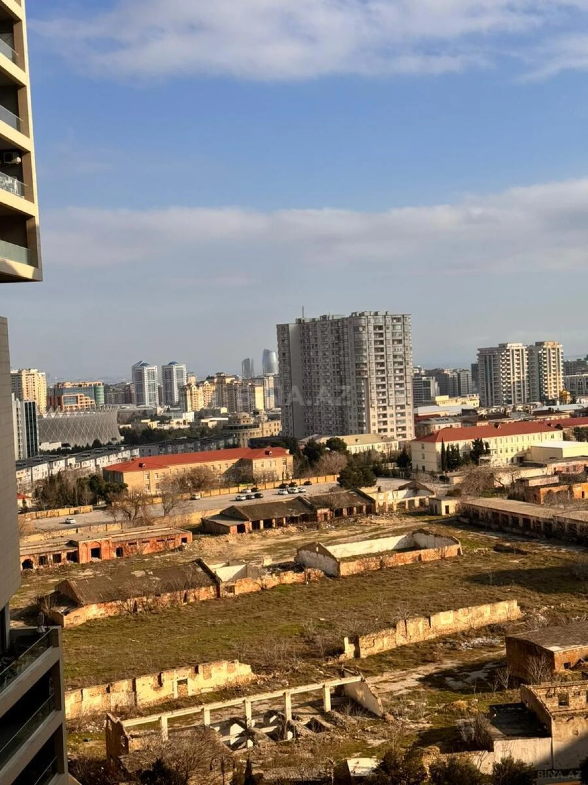 Satılır 3 otaqlı mənzil 106 m²