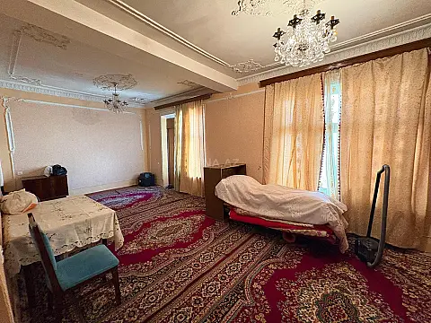 Satılır 4 otaqlı mənzil 115 m² — Bakı 4 otaq 115.00 m²
