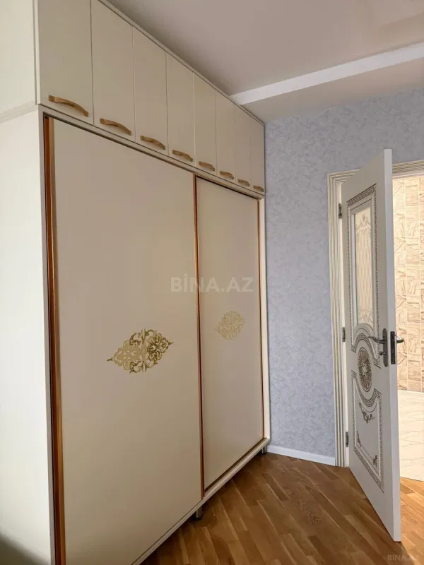 Kirayə verilir 2 otaqlı mənzil 70 m²