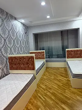 Kirayə verilir 2 otaqlı mənzil 70 m²