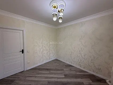 Satılır 4 otaqlı mənzil 100 m²