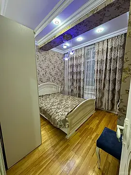 Kirayə verilir 3 otaqlı mənzil 85 m²
