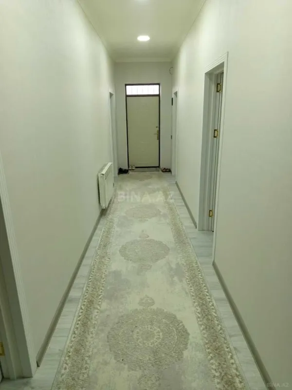 Satılır 8 otaqlı həyət evi 180 m²