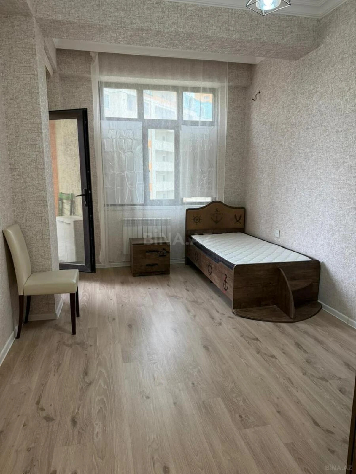 Kirayə verilir 3 otaqlı mənzil 100 m²