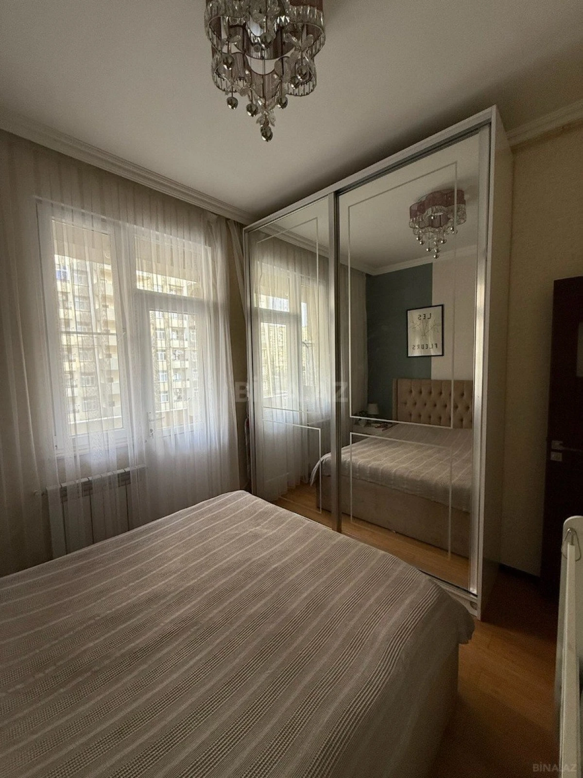Satılır 2 otaqlı mənzil 49 m²
