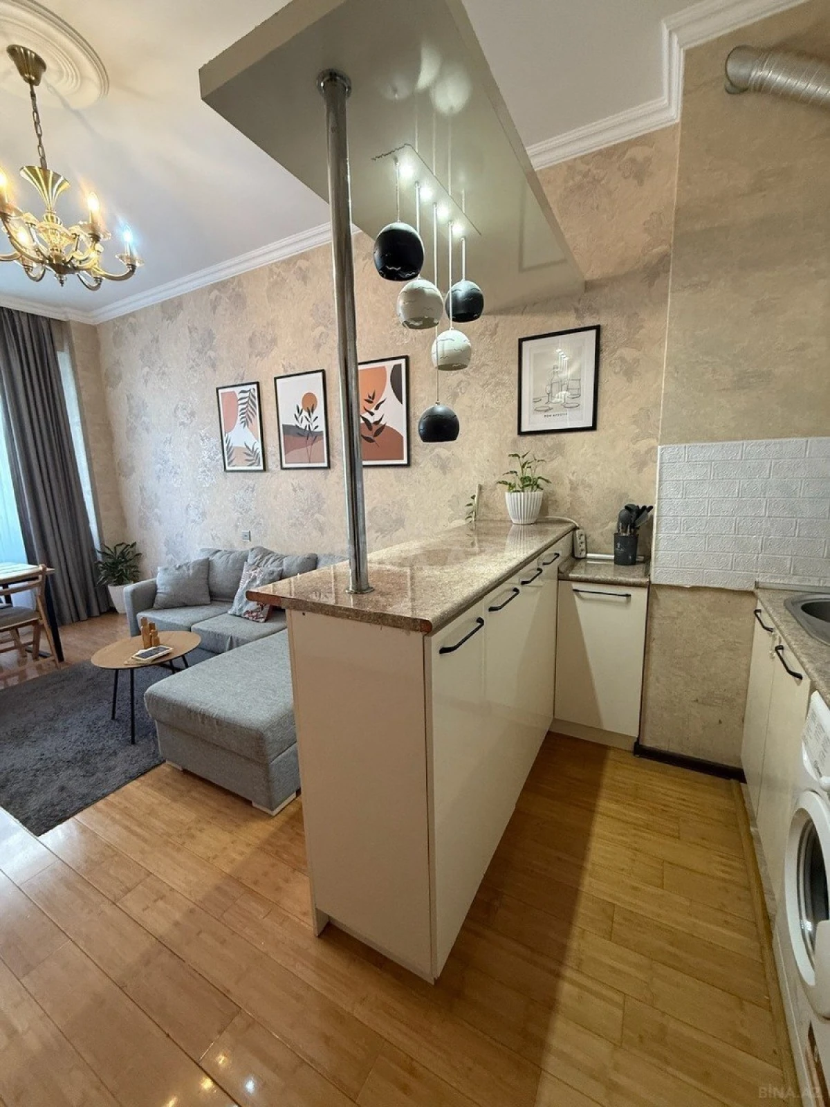 Satılır 2 otaqlı mənzil 49 m²