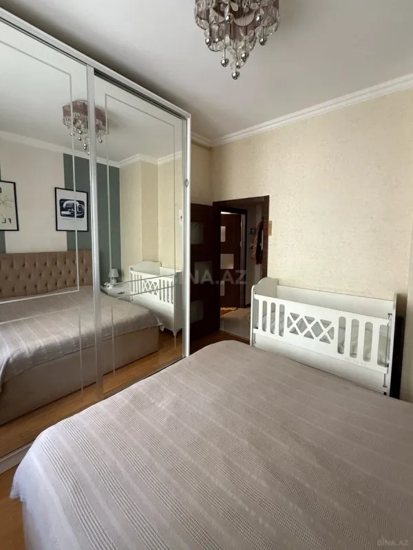 Satılır 2 otaqlı mənzil 49 m²