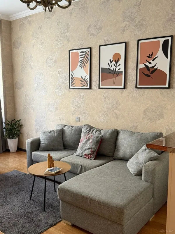 Satılır 2 otaqlı mənzil 49 m²