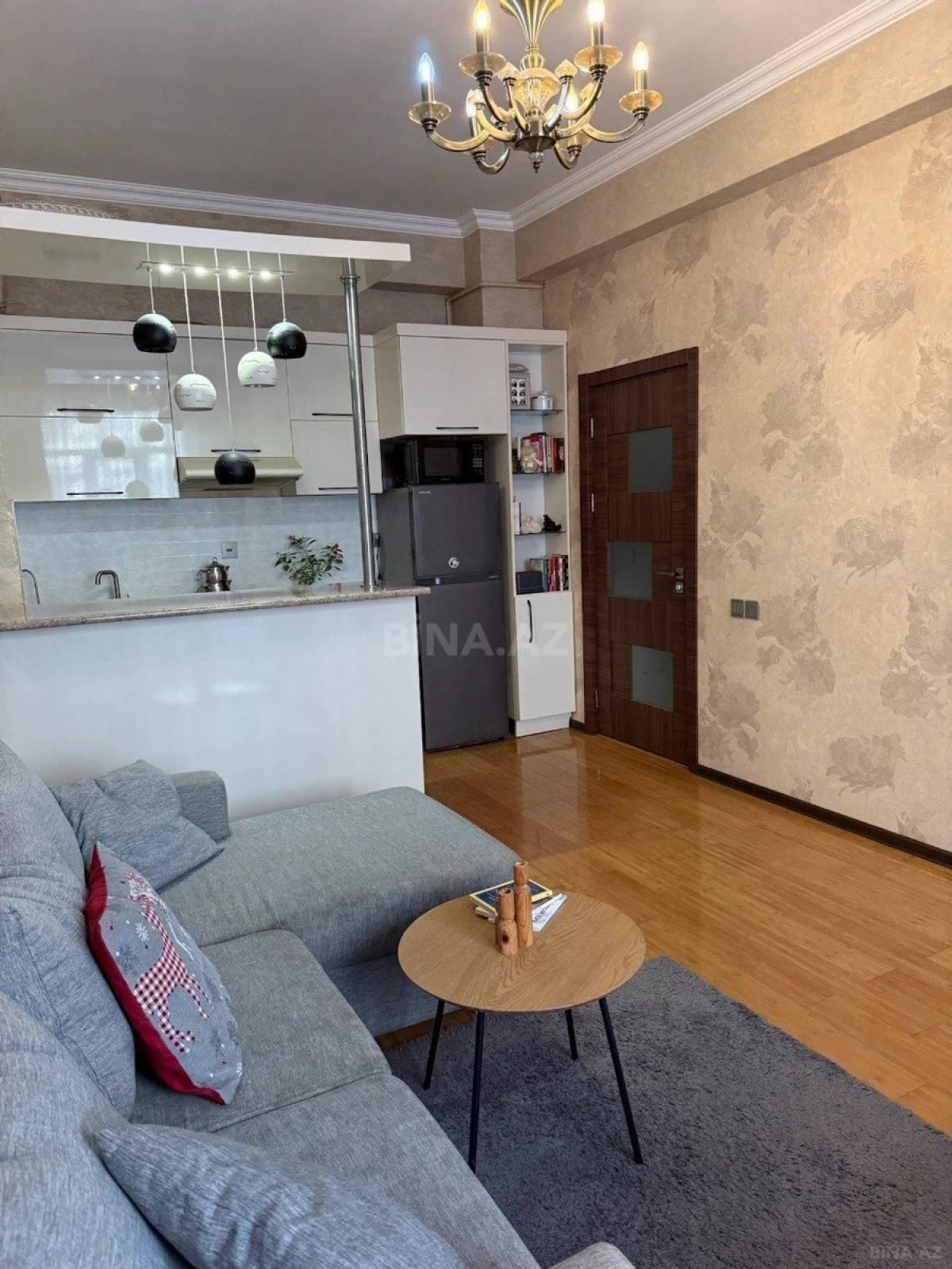 Satılır 2 otaqlı mənzil 49 m²