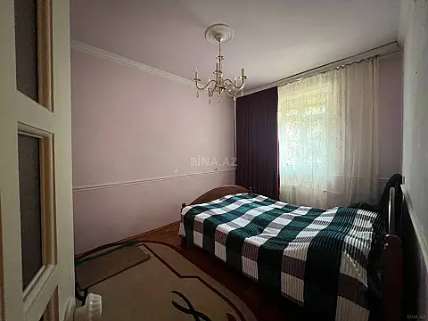 Satılır 4 otaqlı mənzil 160 m²