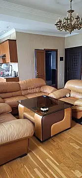 Satılır 2 otaqlı mənzil 51 m²