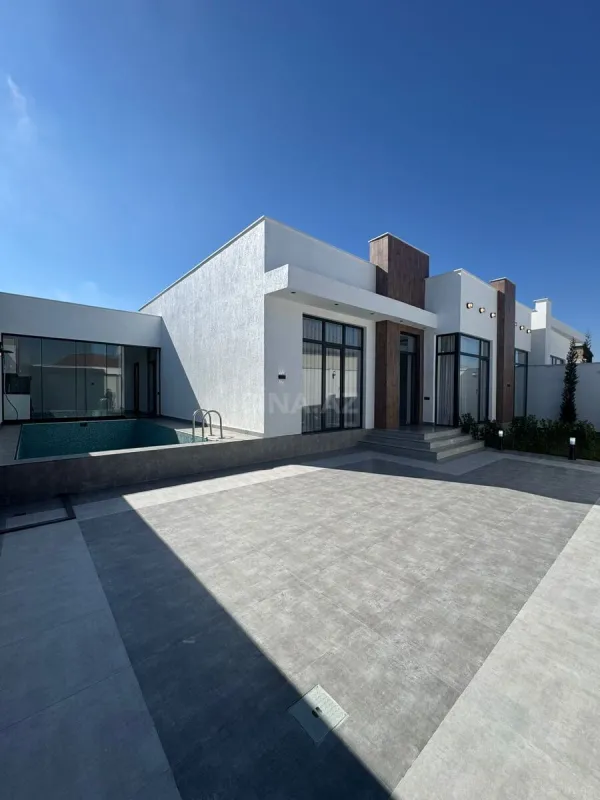 Satılır 4 otaqlı həyət evi 140 m²