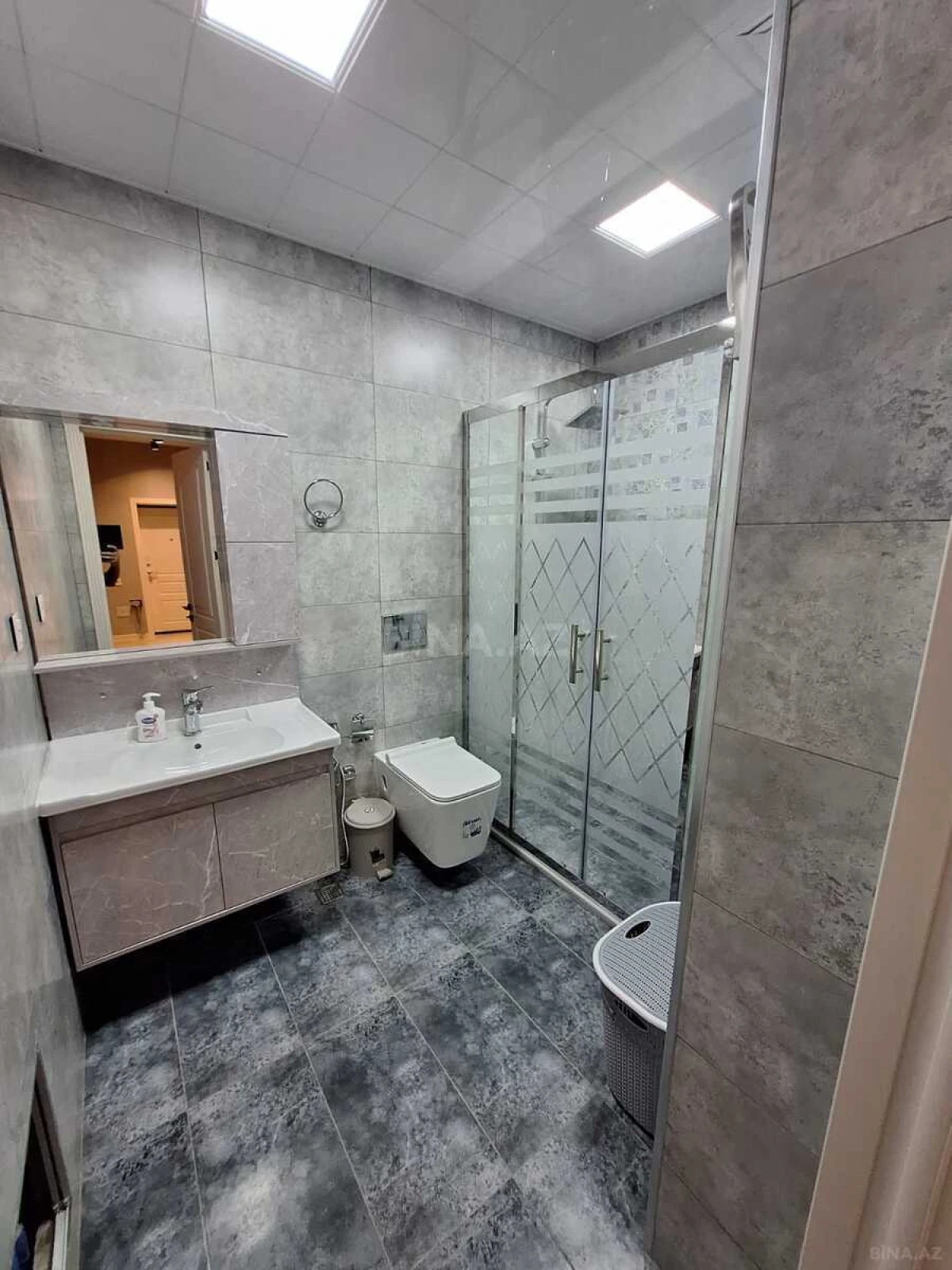 Kirayə verilir 3 otaqlı mənzil 110 m²