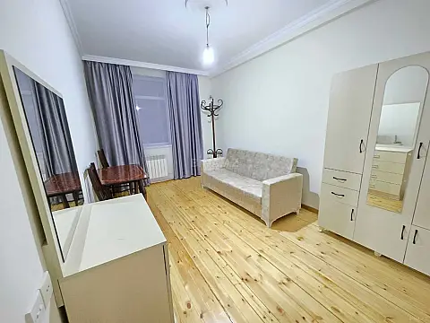 Kirayə verilir 2 otaqlı mənzil 50 m² — Bakı, Memar Əcəmi yanı 2 otaq 50.00 m²