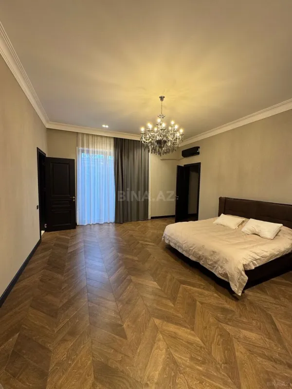 Satılır 6 otaqlı həyət evi 400 m²