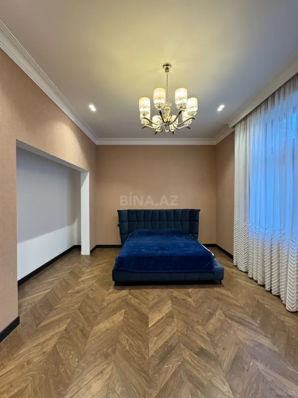 Satılır 6 otaqlı həyət evi 400 m²