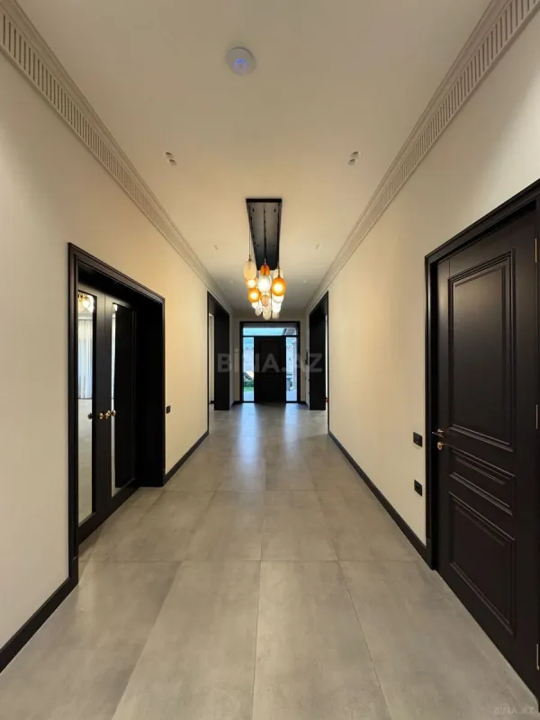 Satılır 6 otaqlı həyət evi 400 m²