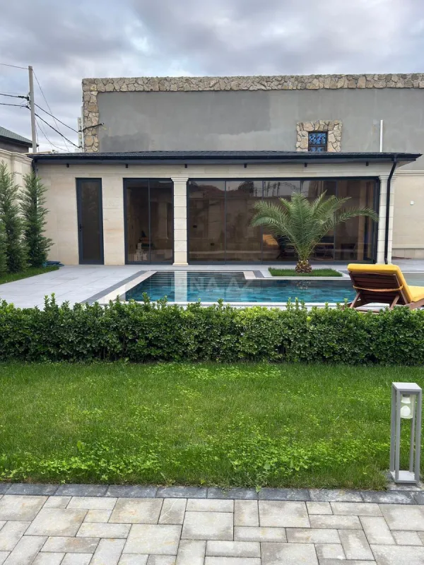 Satılır 6 otaqlı həyət evi 400 m²