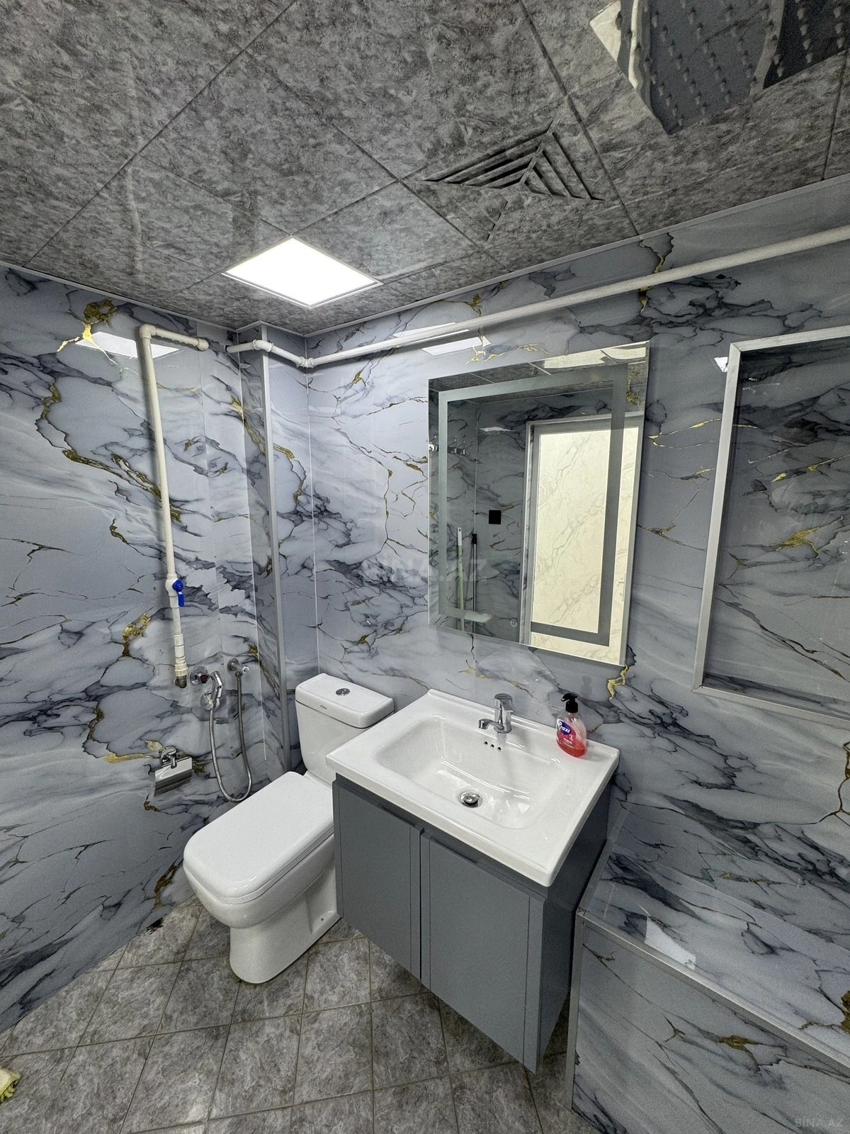 Satılır 2 otaqlı mənzil 38 m²