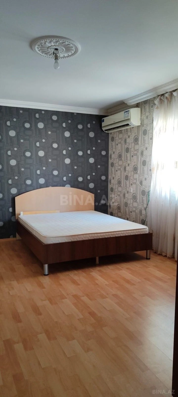 Satılır 4 otaqlı həyət evi 170 m²